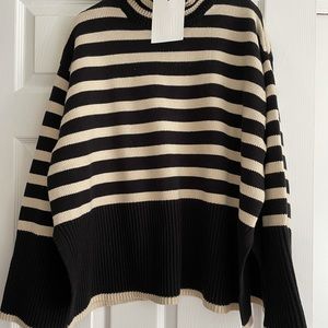 Totally new knitwear, toteme, never worn